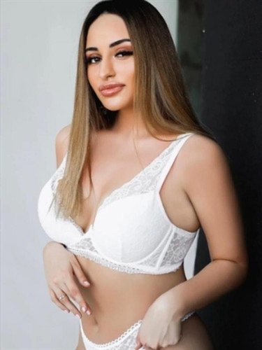 Bupatip, escort in Botany Downs - 17584