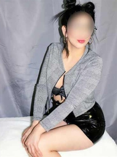 Escort Model Ellionore, Dunedin - 230