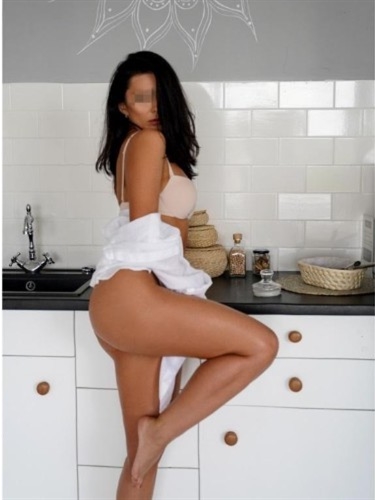 Escort Model Tilda Mari, Ashburton - 16400